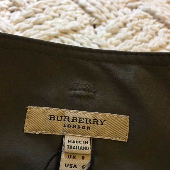 Burberry Skirt Size 6, New With Tags - Picture 5 of 5